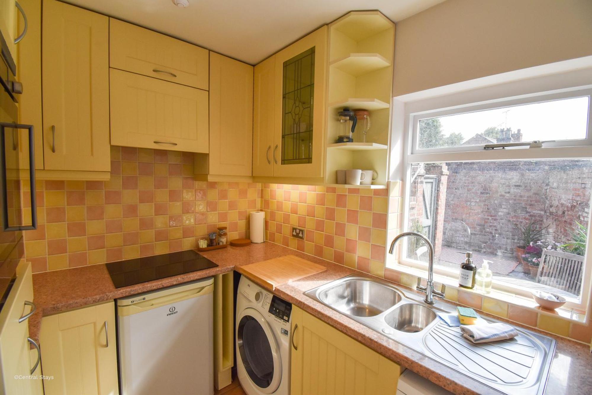 Central Stays - Luxury Central Townhouse - With Free Parking Chester Exterior photo